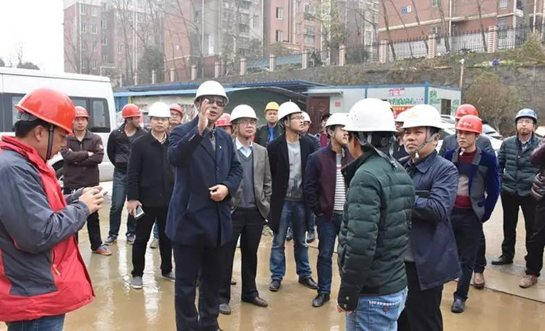 金开集团高管前往万科金域传奇项目交流学习